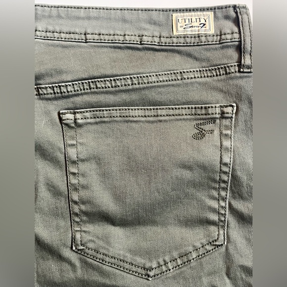 Seven7 Women's Green Button Up Utility Shorts w Pockets Size 16 - Picture 11 of 12